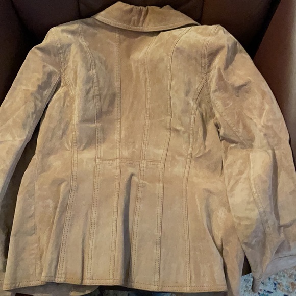 100% Leather Jacket - Picture 5 of 5